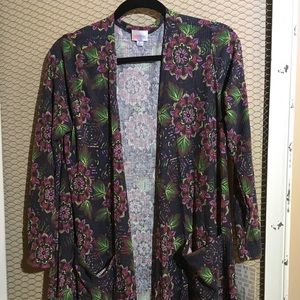 LuLaRoe Large Floral Sarah